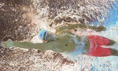 开云app-卡牌大师发力了！亚泰浙江之战，主裁马宁共出示2红8黄